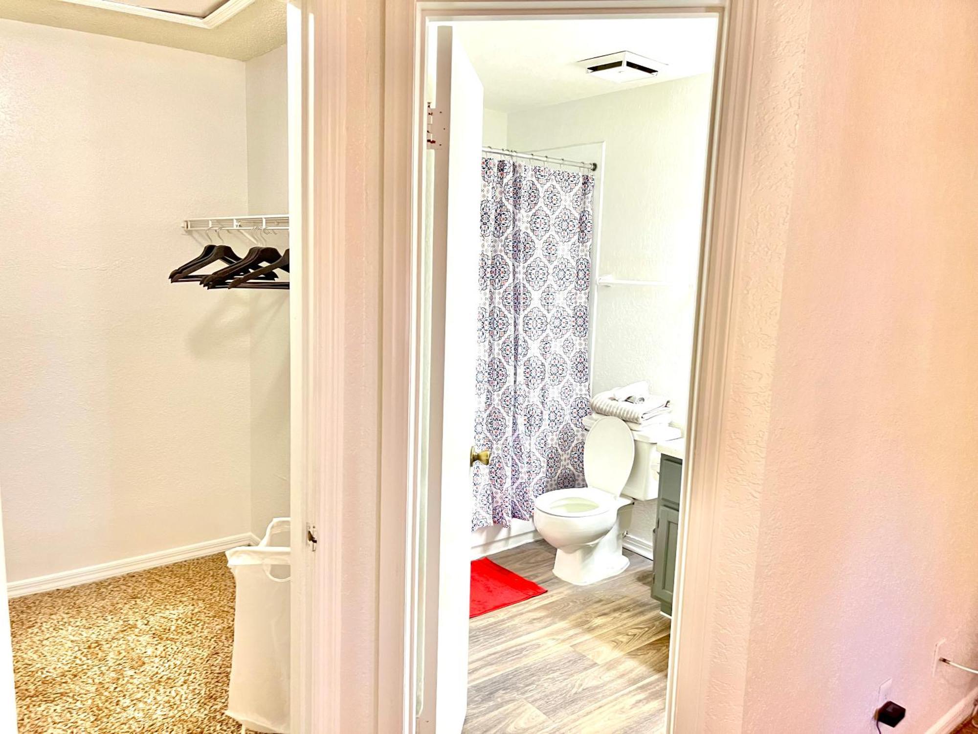 Daytona 2 Bed Apartment 10 Minutes To Beach With Balcony Порт-Ориндж Экстерьер фото