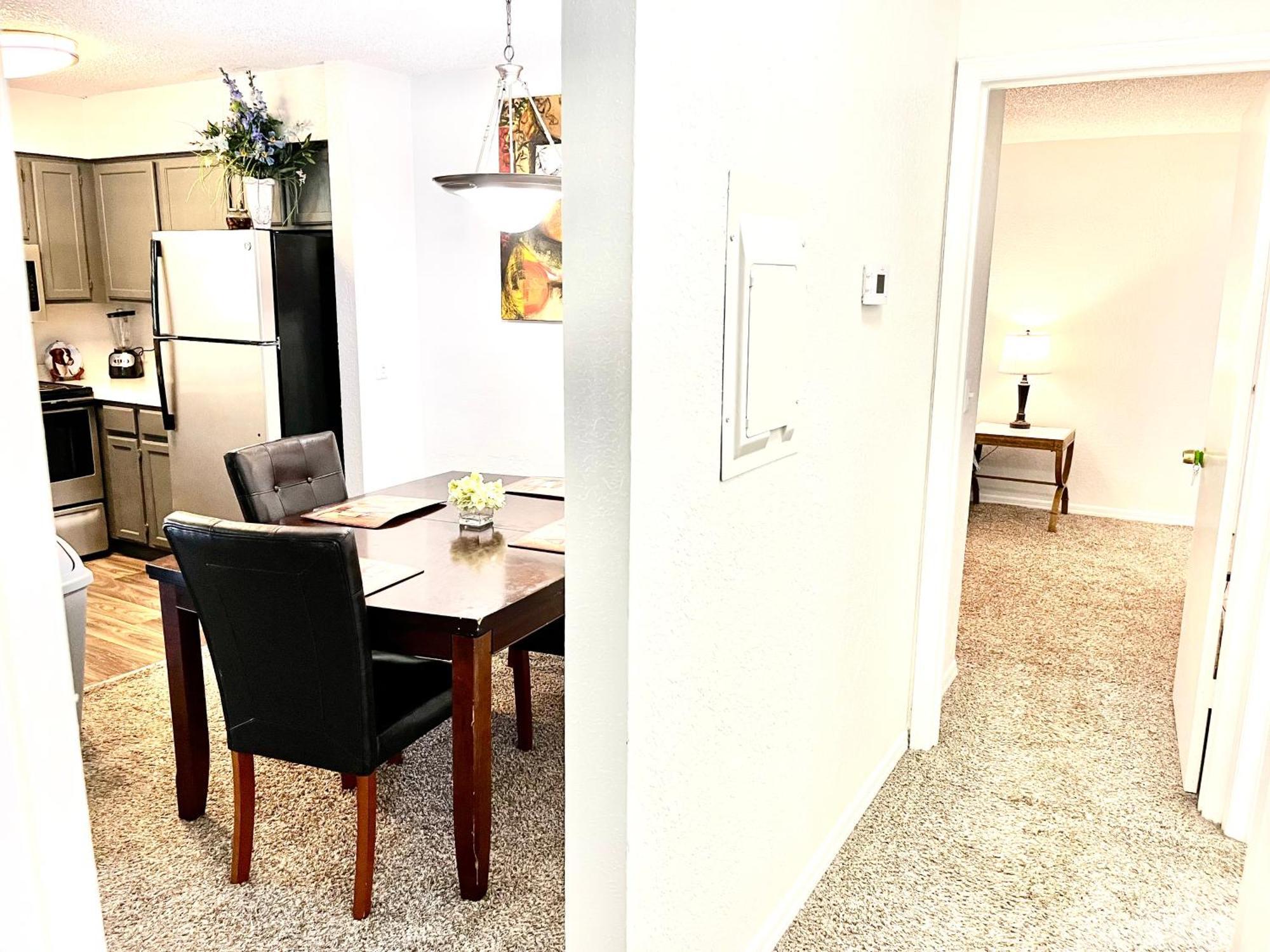 Daytona 2 Bed Apartment 10 Minutes To Beach With Balcony Порт-Ориндж Экстерьер фото