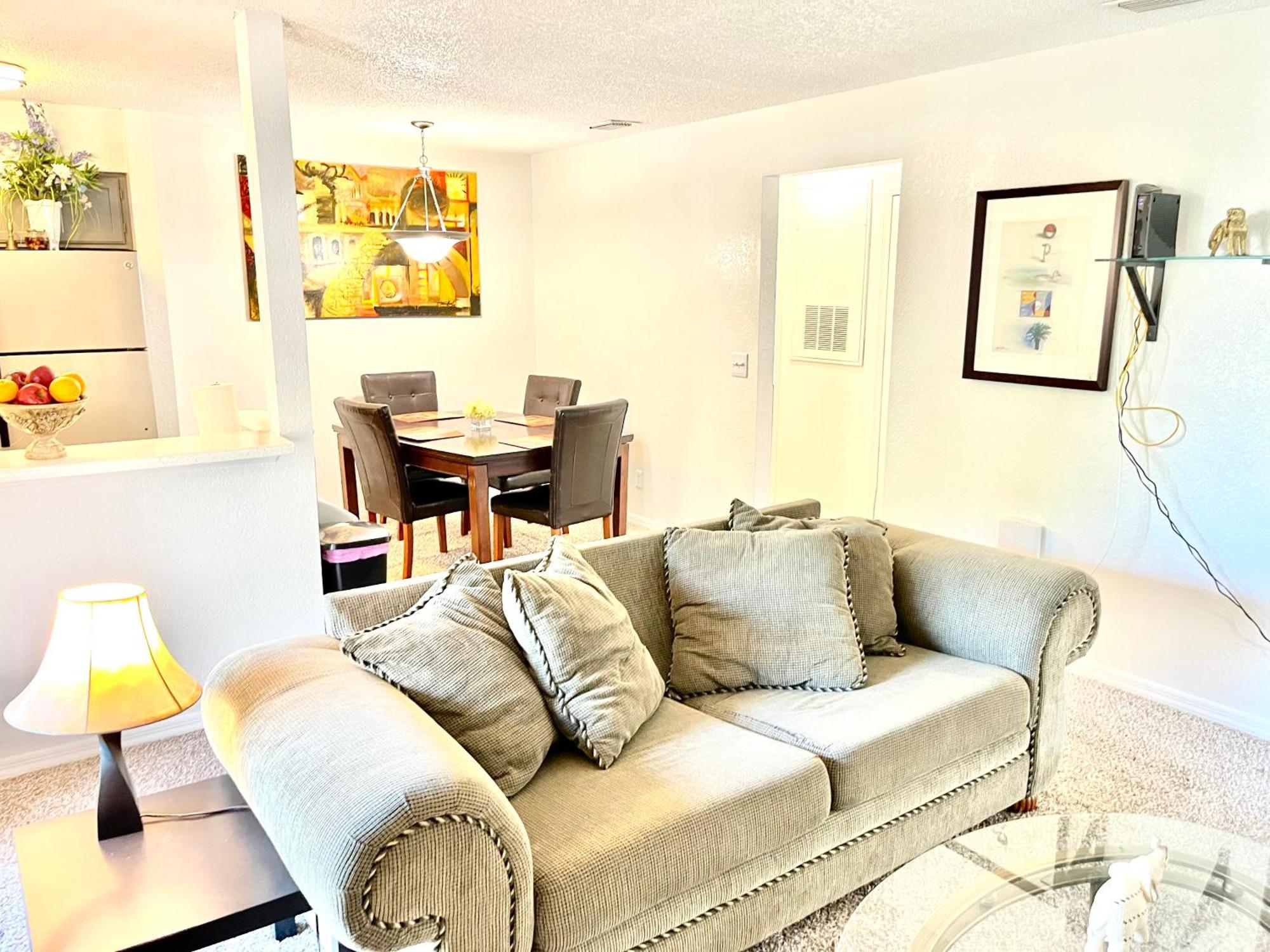 Daytona 2 Bed Apartment 10 Minutes To Beach With Balcony Порт-Ориндж Экстерьер фото