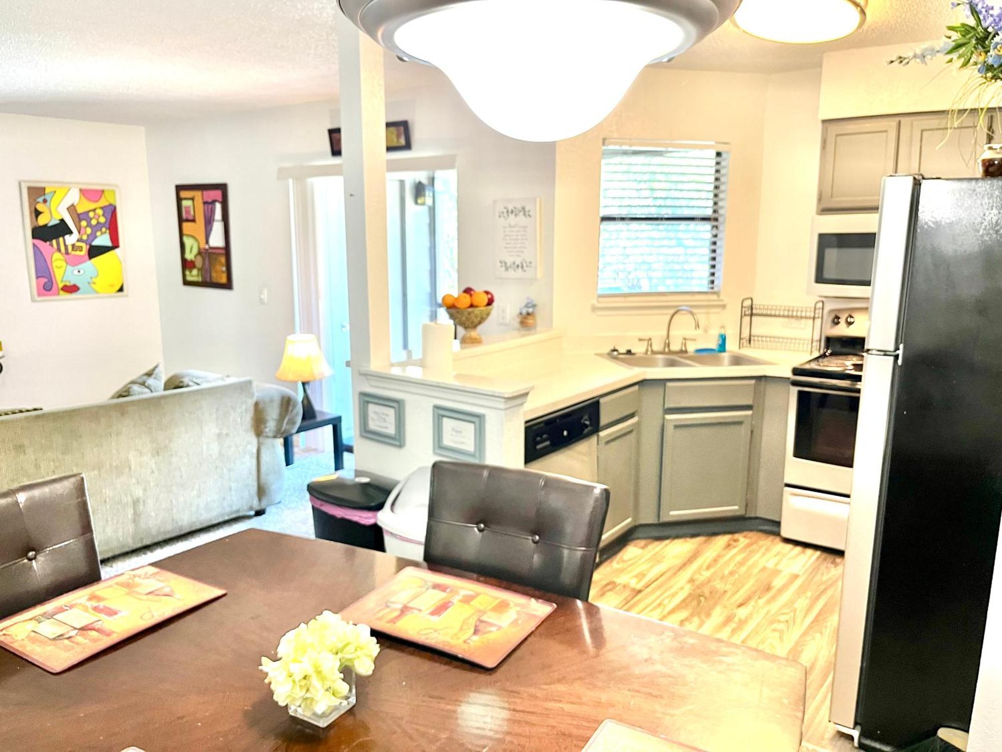 Daytona 2 Bed Apartment 10 Minutes To Beach With Balcony Порт-Ориндж Экстерьер фото